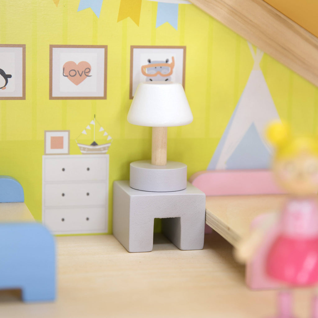 Family Dollhouse Set