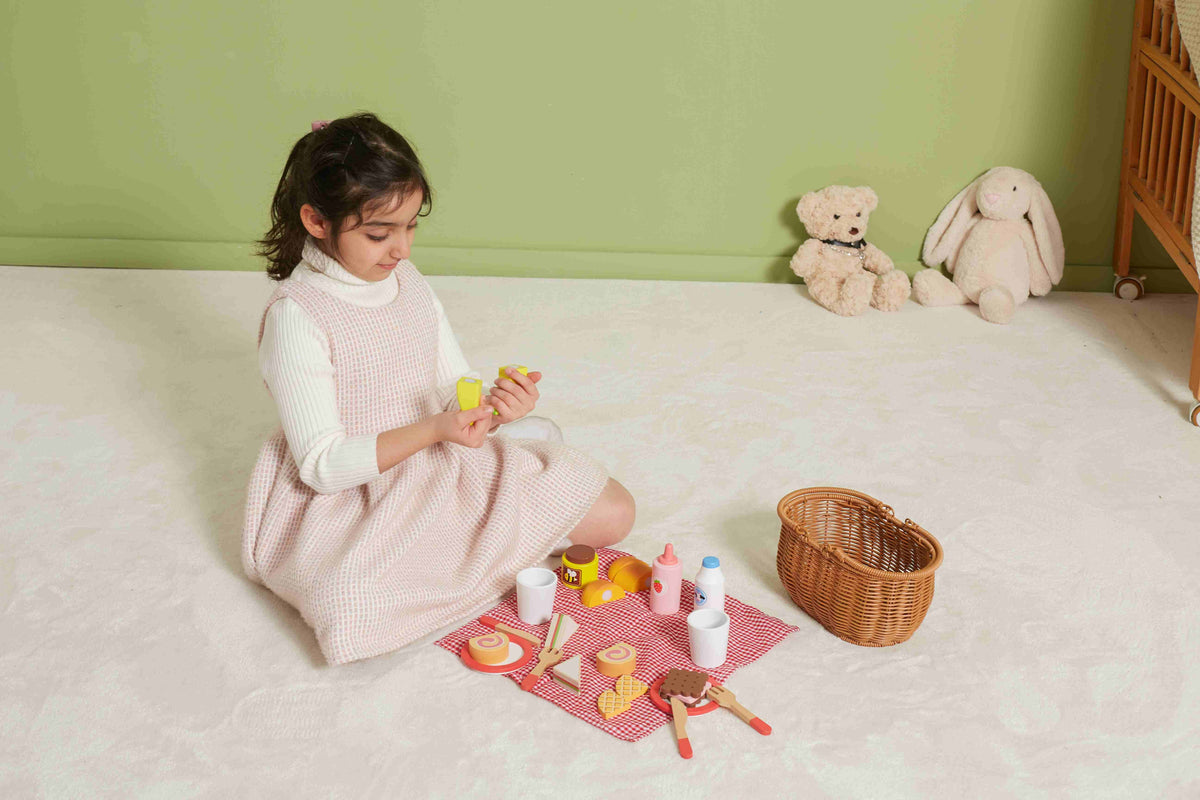 Picnic Basket Set
