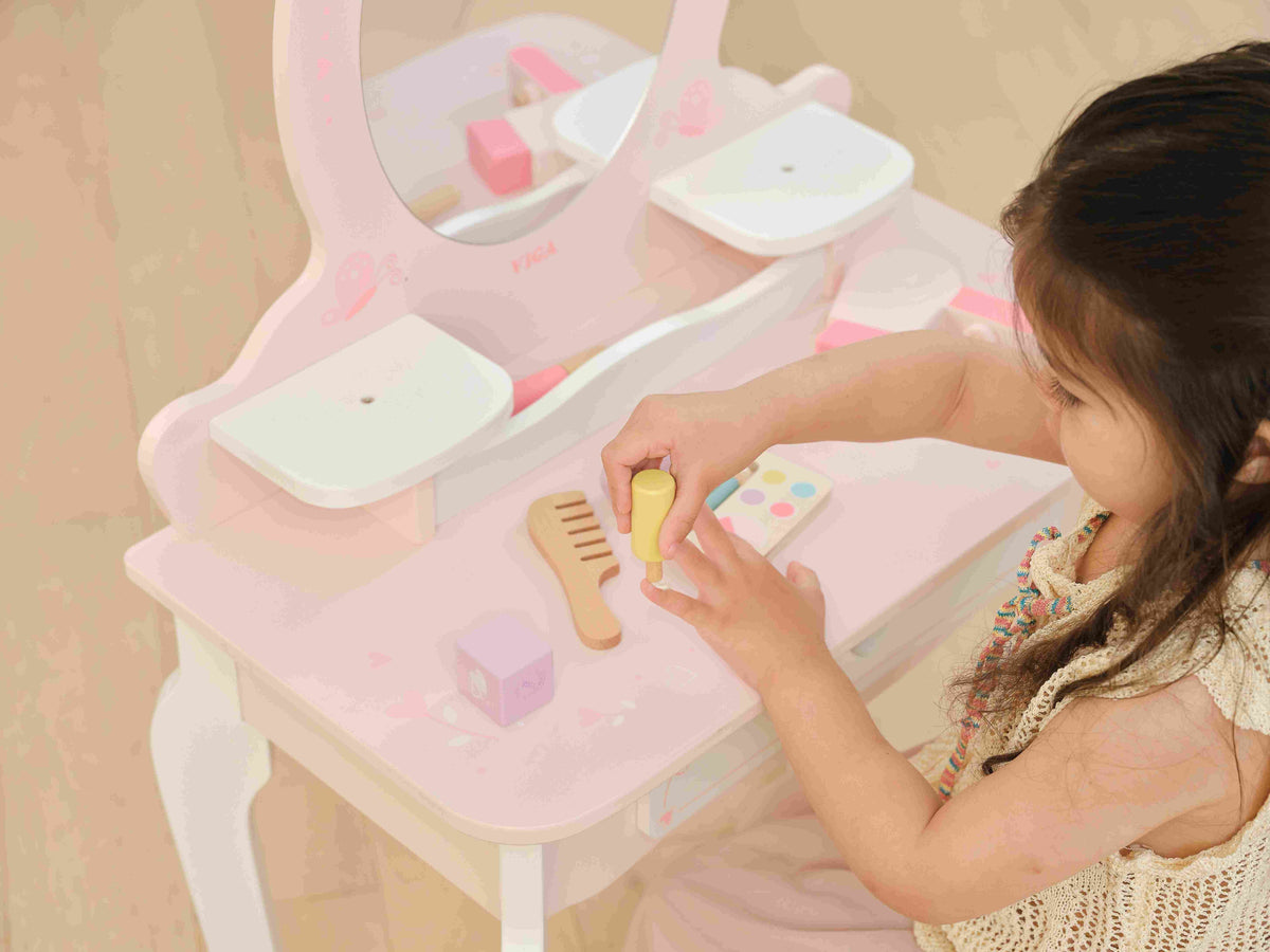 Pink Vanity Set