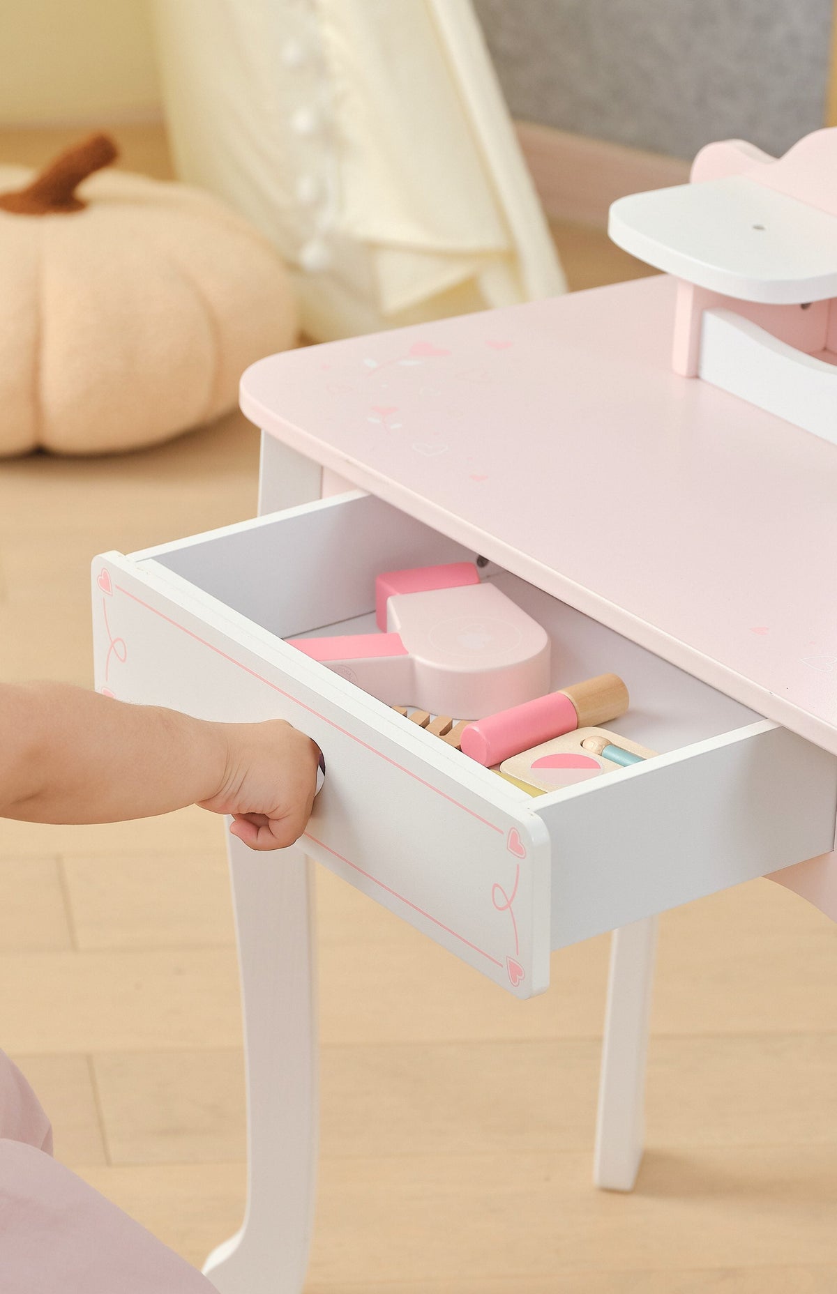 Pink Vanity Set