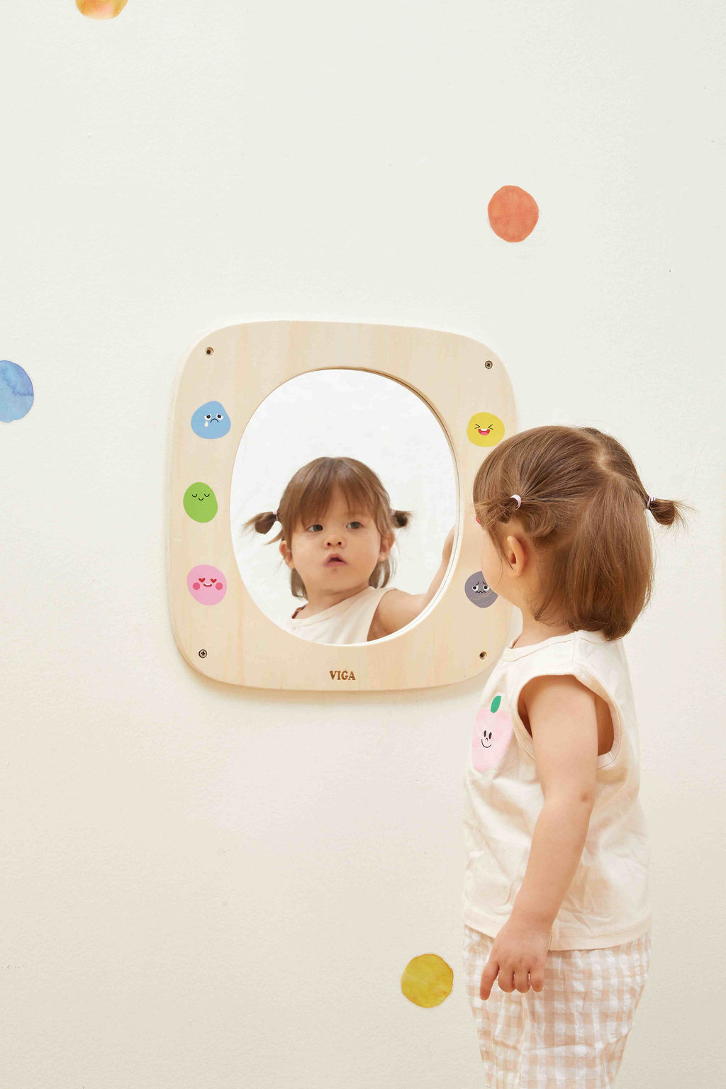 Mirror Emotions Activity Board